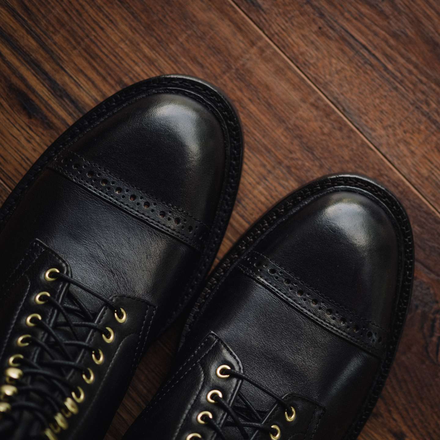 Ink Black Classic Calf Lakeshore Jump Boot - Detail Image One