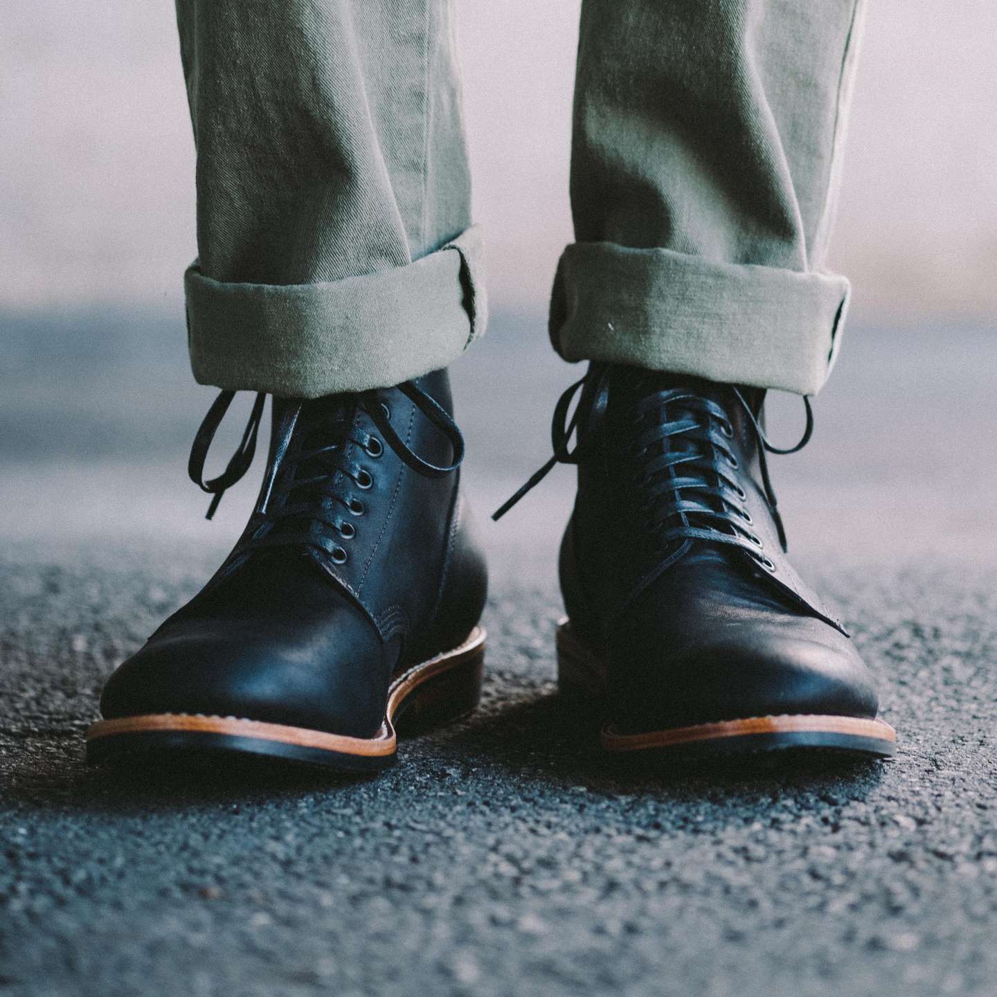 Black Oil Tan Field Boot - Detail Image Two