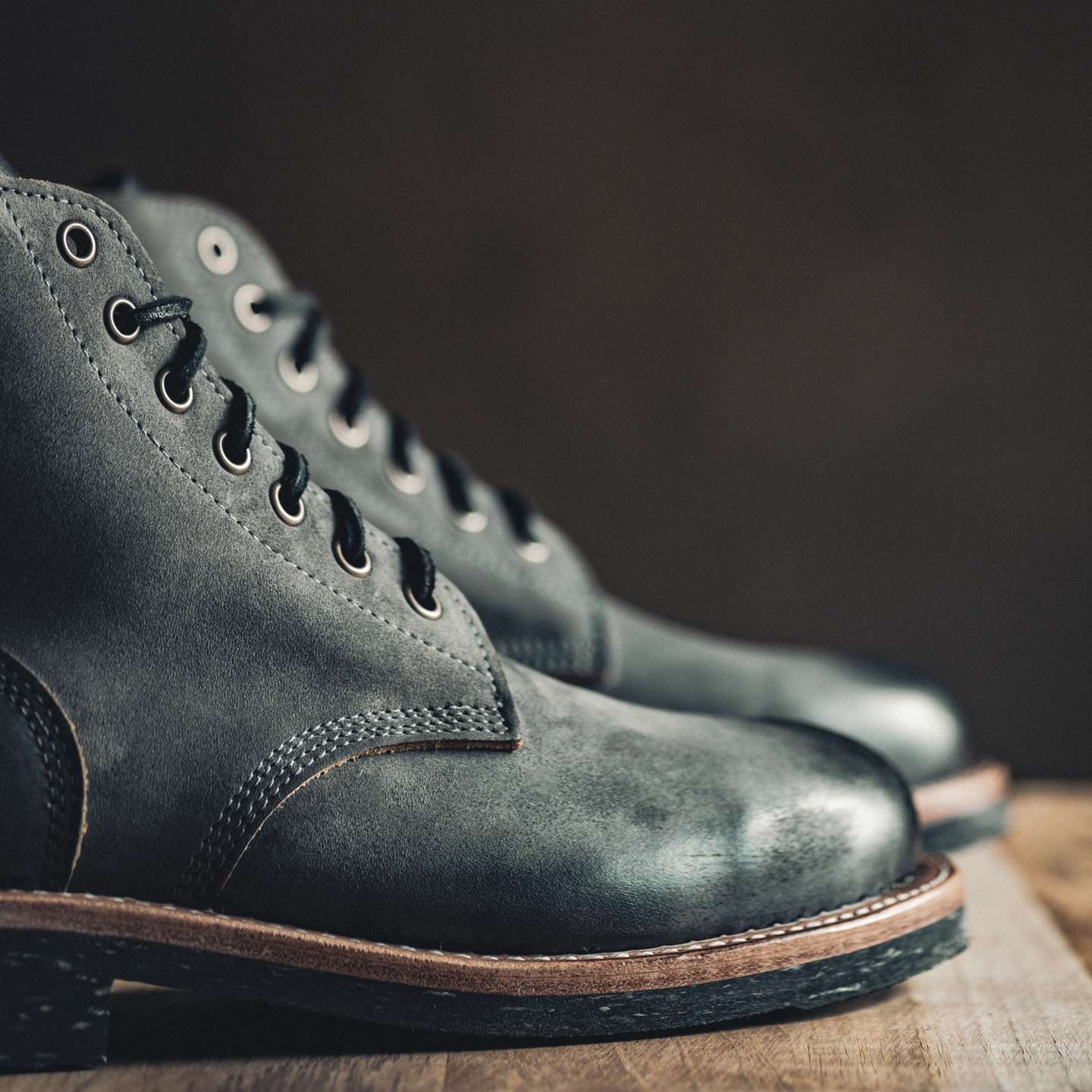 Carbon Bark Veg Retan Field Boot - Detail Image Two