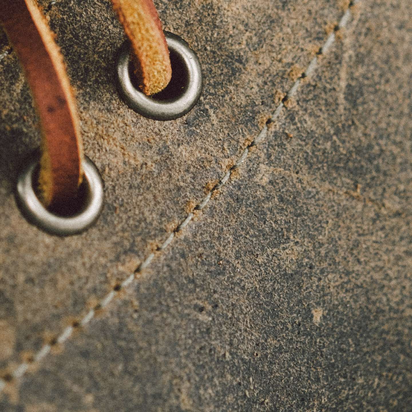 Mole Waxy Commander Trench Boot - Detail Image One