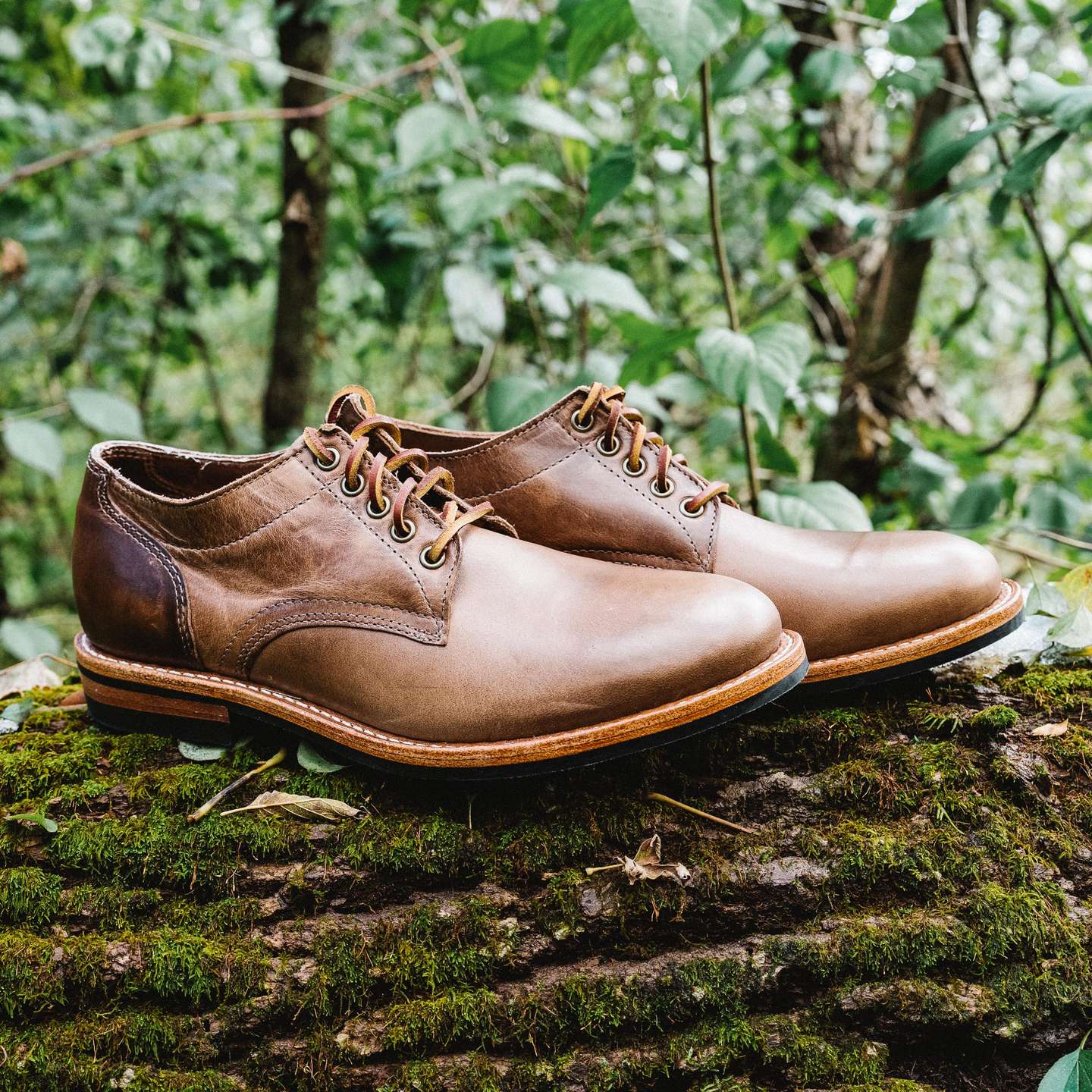 Natural Chromexcel Trench Oxford - Detail Image Two