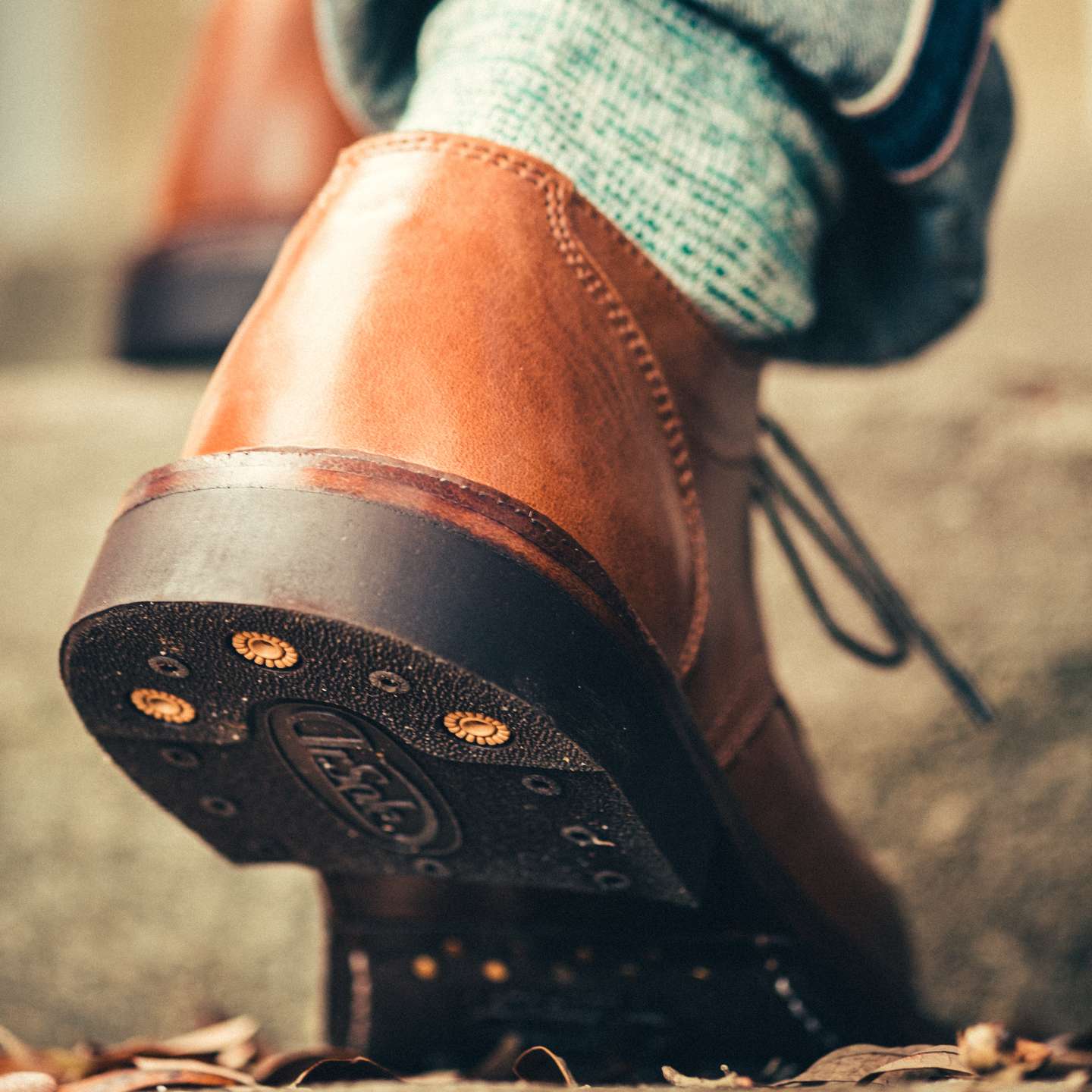 Toscanello Horse Rump Trench Oxford - Detail Image Two