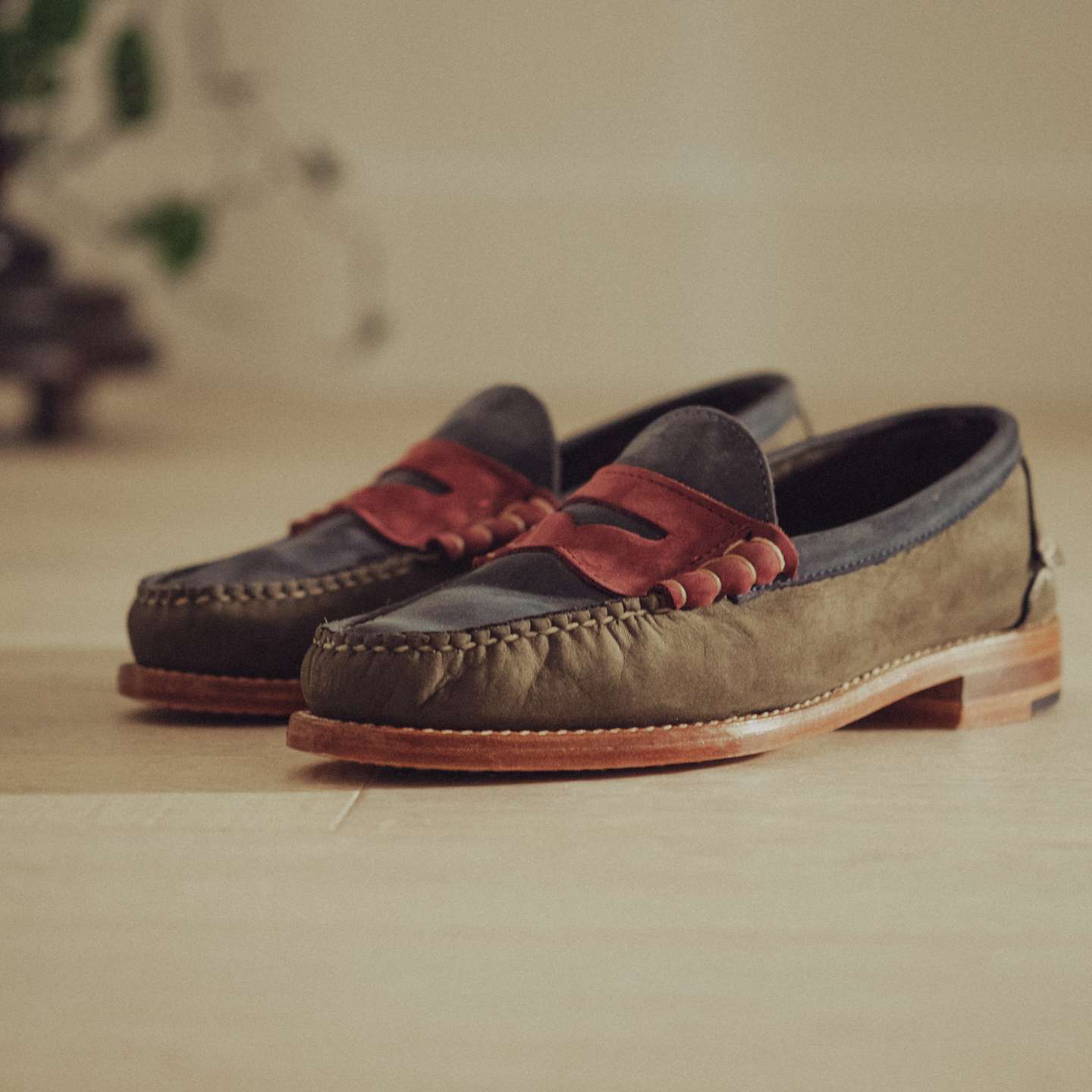 Tri-Tone Italian Nubuck Beefroll Penny Loafer - Detail Image One