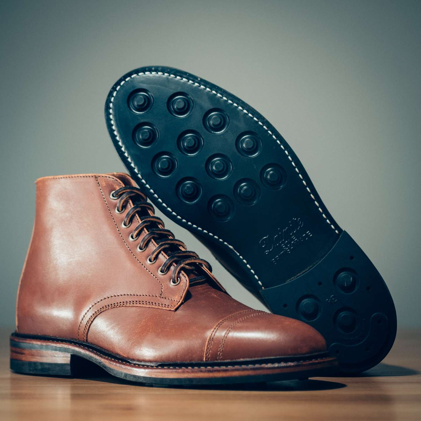 Walnut Overdye Camello Asportabile Cap-Toe Lakeshore Boot - Detail Image One