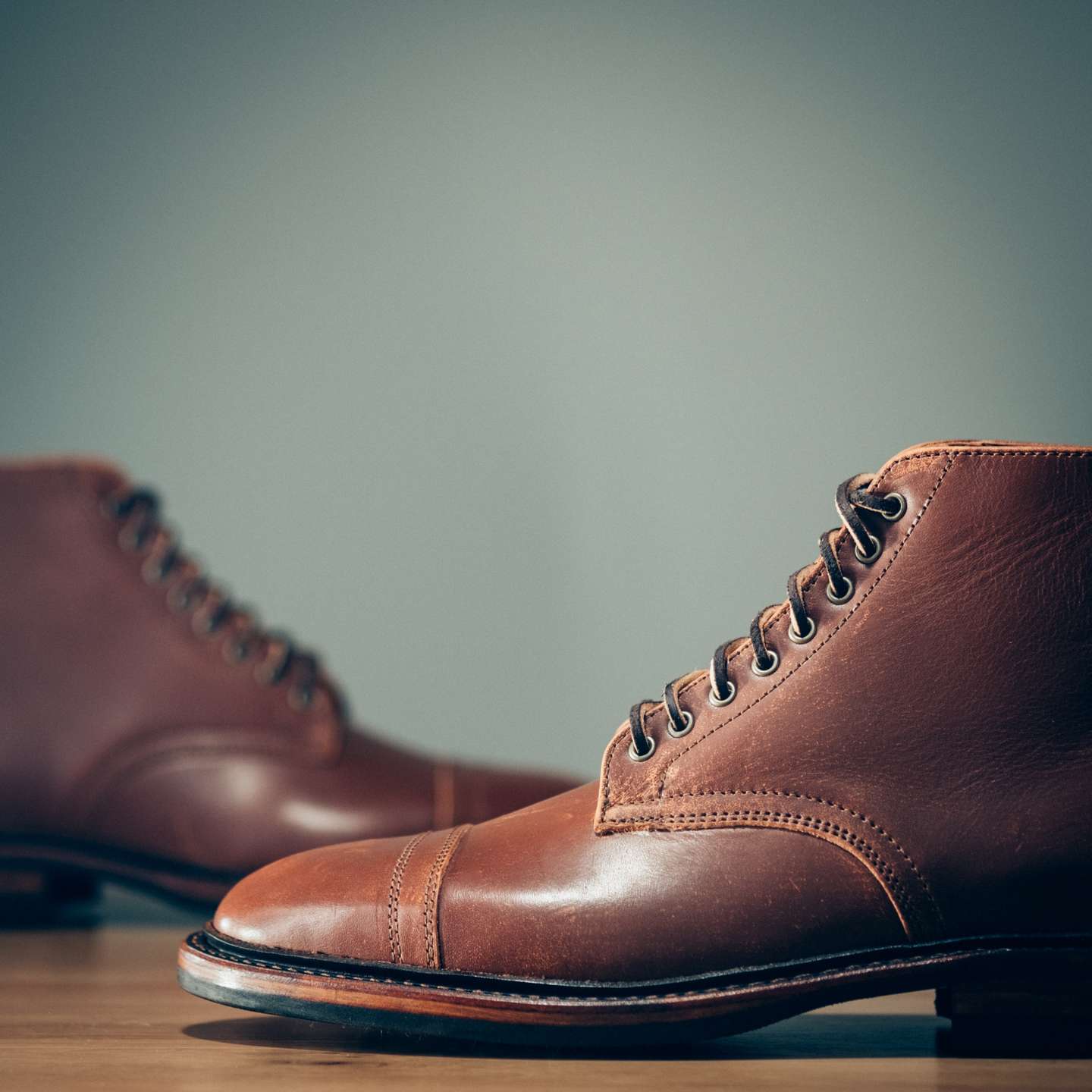Walnut Overdye Camello Asportabile Cap-Toe Lakeshore Boot - Detail Image Two