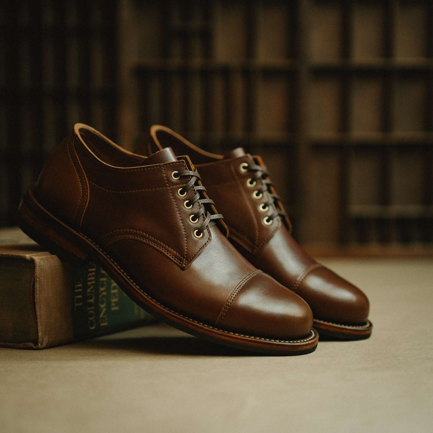 Whisky Classic Calf Cap-Toe Trench Oxford - Detail Image One