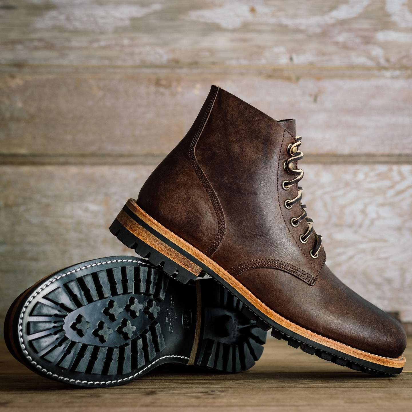 Castagno Pueblo Veg Crust Field Boot - Detail Image One