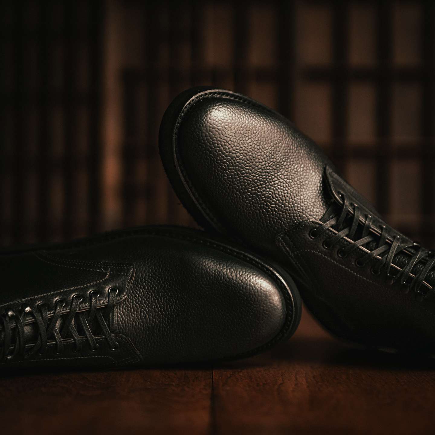 Black Scotch Grain Chromexcel Lakeshore Boot - Detail Image One