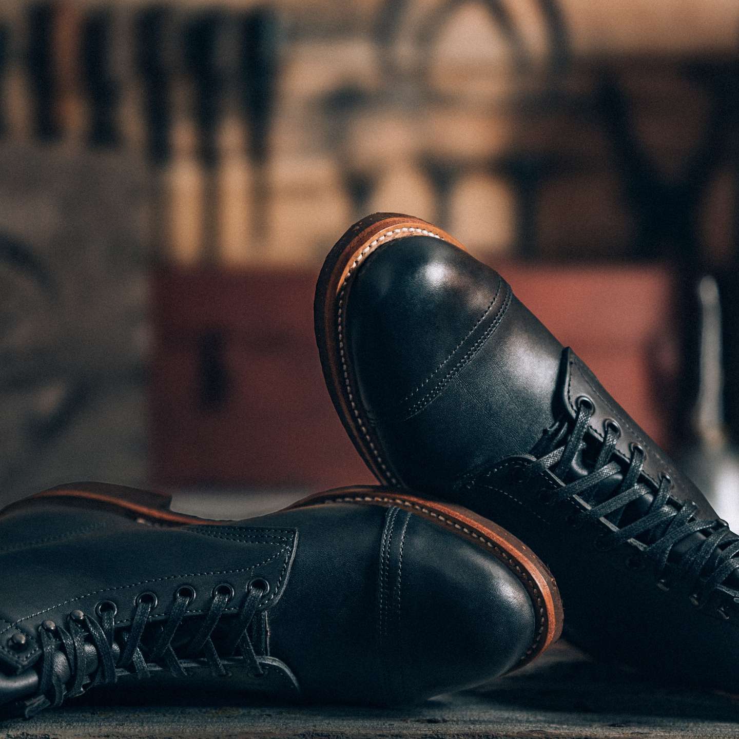 Black Oil Tan Mill Boot - Detail Image Two