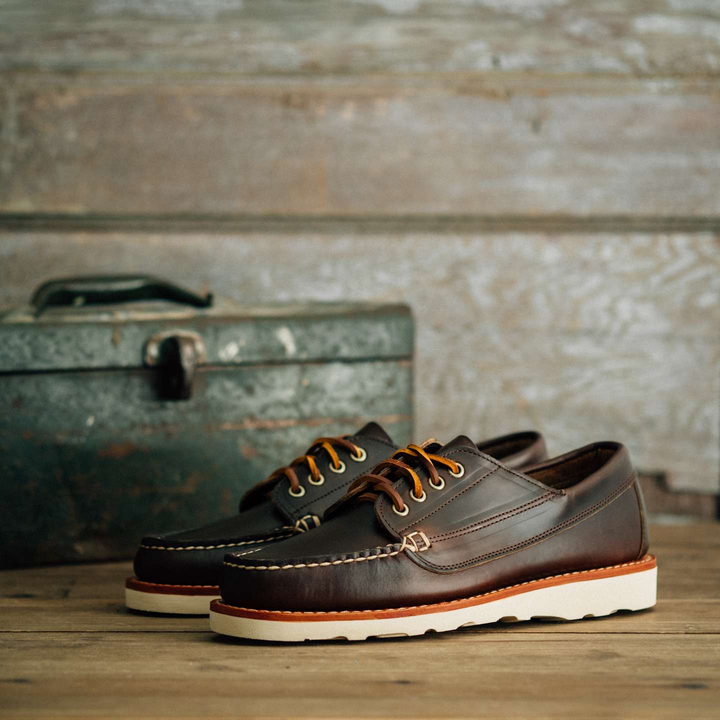 Brown Chromexcel Trail Oxford - Detail Image Two