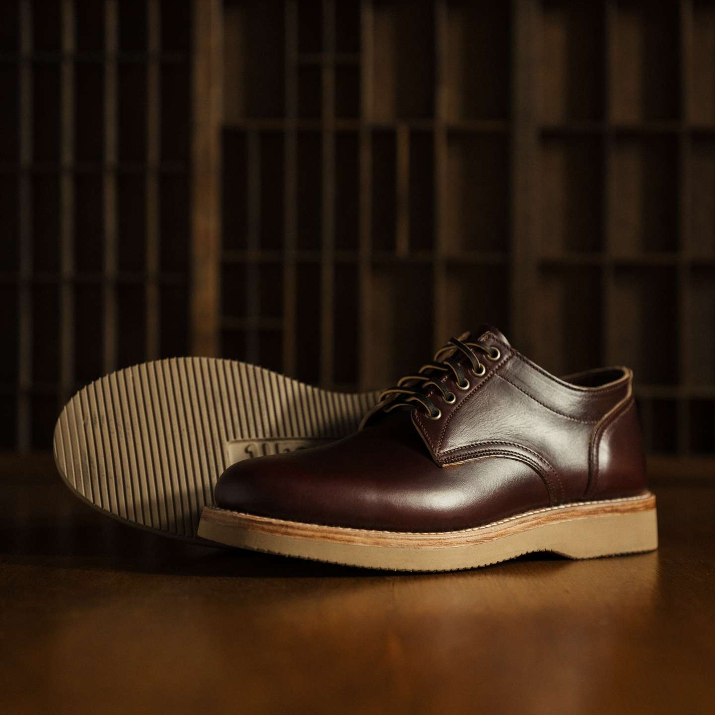 Color 8 Chromexcel Trench Oxford - Detail Image One