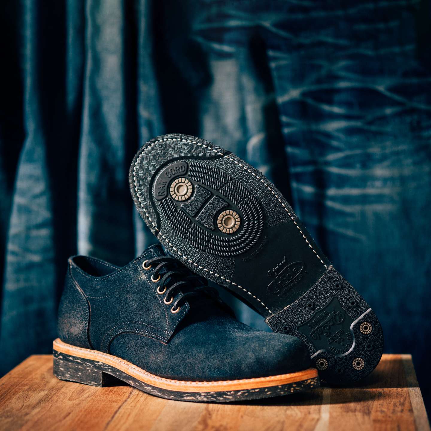 Natural Indigo Chromexcel Roughout Trench Oxford - Detail Image Two