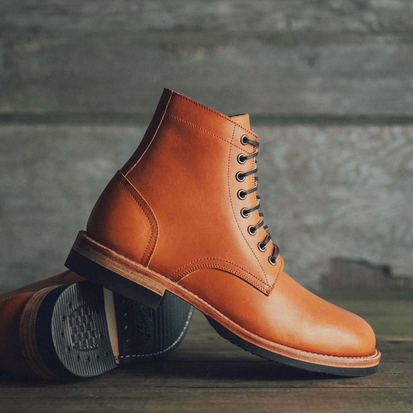 Minerva Liscio Olmo Trench Boot - Detail Image One