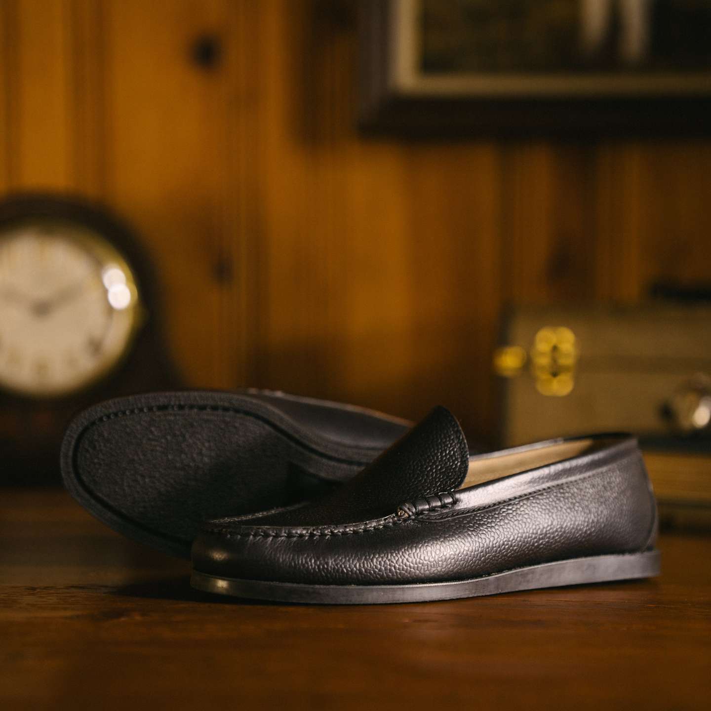 Black Scotch Grain Chromexcel Venetian Moc - Detail Image Two