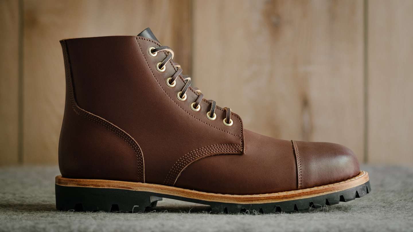Cap-Toe Field Boot - Seidel Chestnut Logger, Vibram 100 Montagna