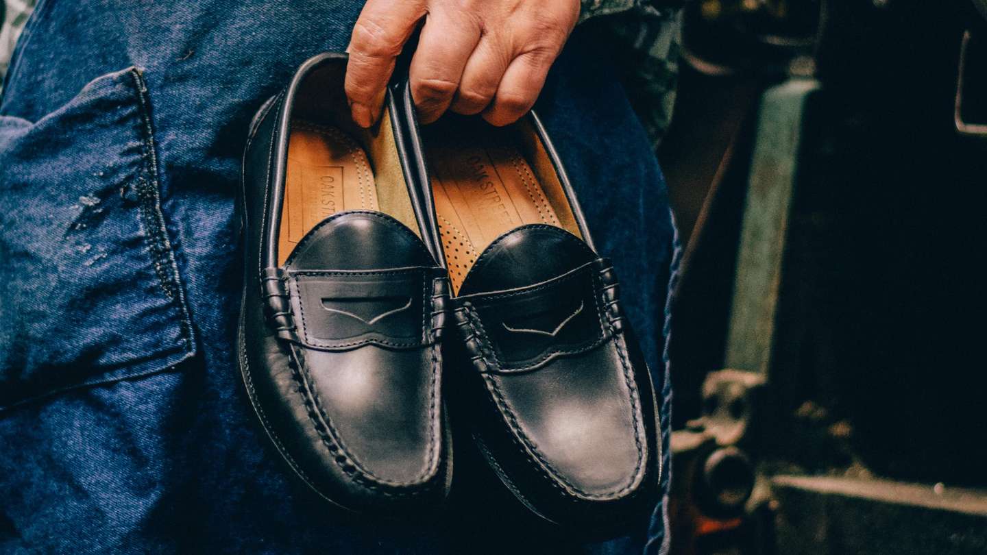 Black Chromexcel Beefroll Penny Loafer - Detail Image Three