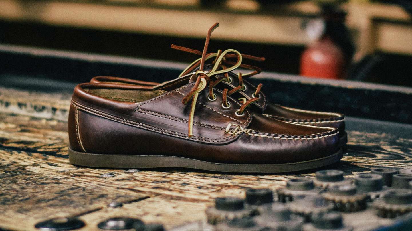 Brown Chromexcel Trail Oxford - Detail Image Three