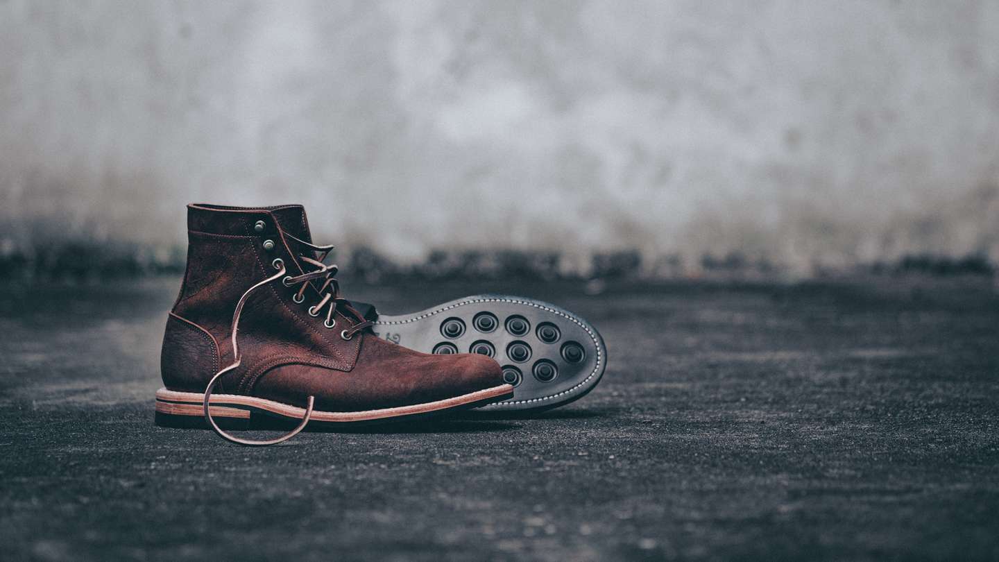 Snuff Waxed Kudu Trench Boot - Detail Image Three