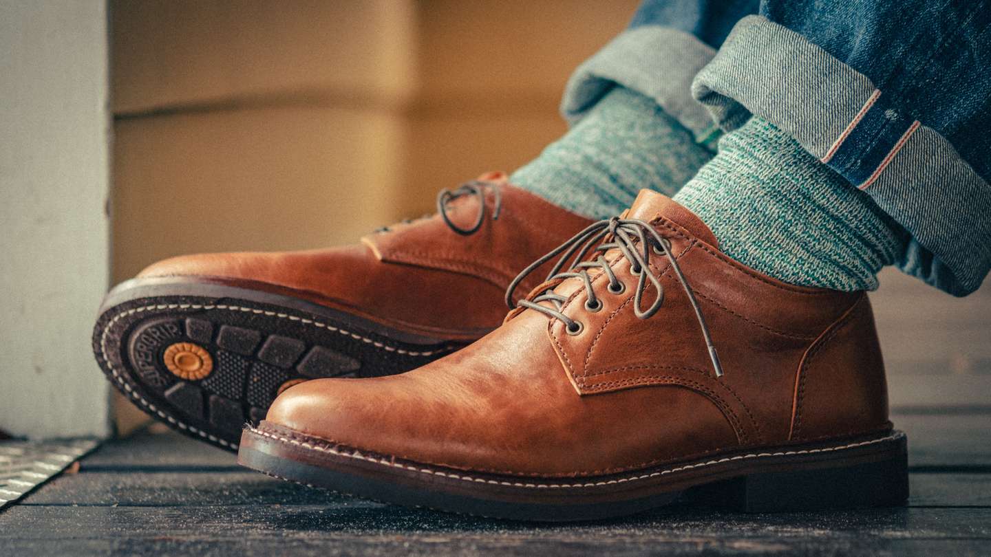 Toscanello Horse Rump Trench Oxford - Detail Image Three