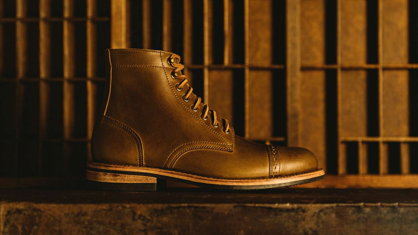 Antique Natural Chromexcel Cap-Toe Trench Boot - Detail Image Three