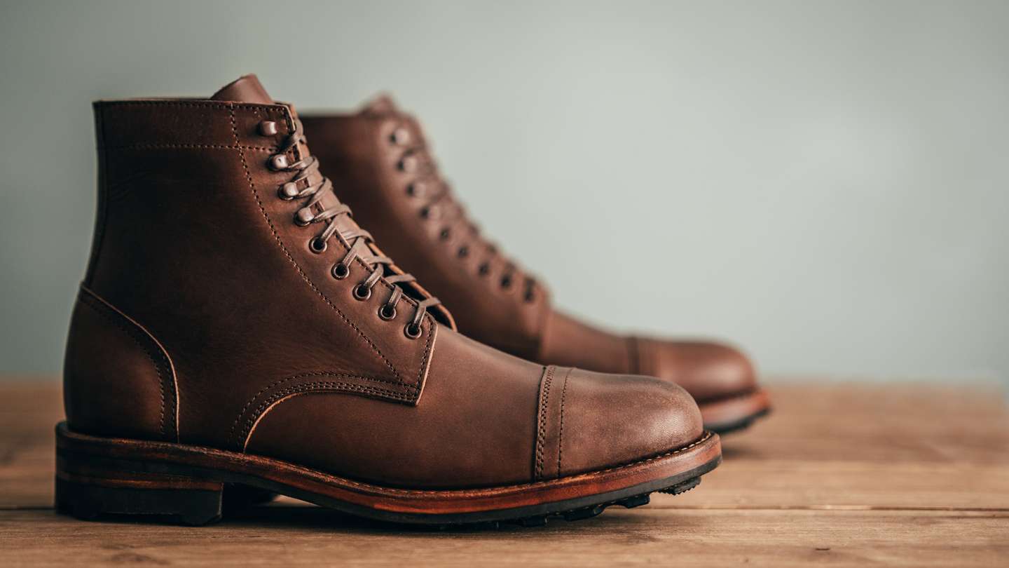 Minerva Liscio Castagno Cap-Toe Trench Boot - Detail Image Three