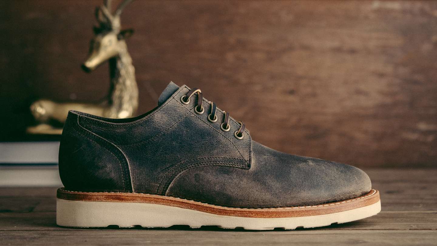 Charcoal Teton Stag Trench Oxford - Detail Image Three