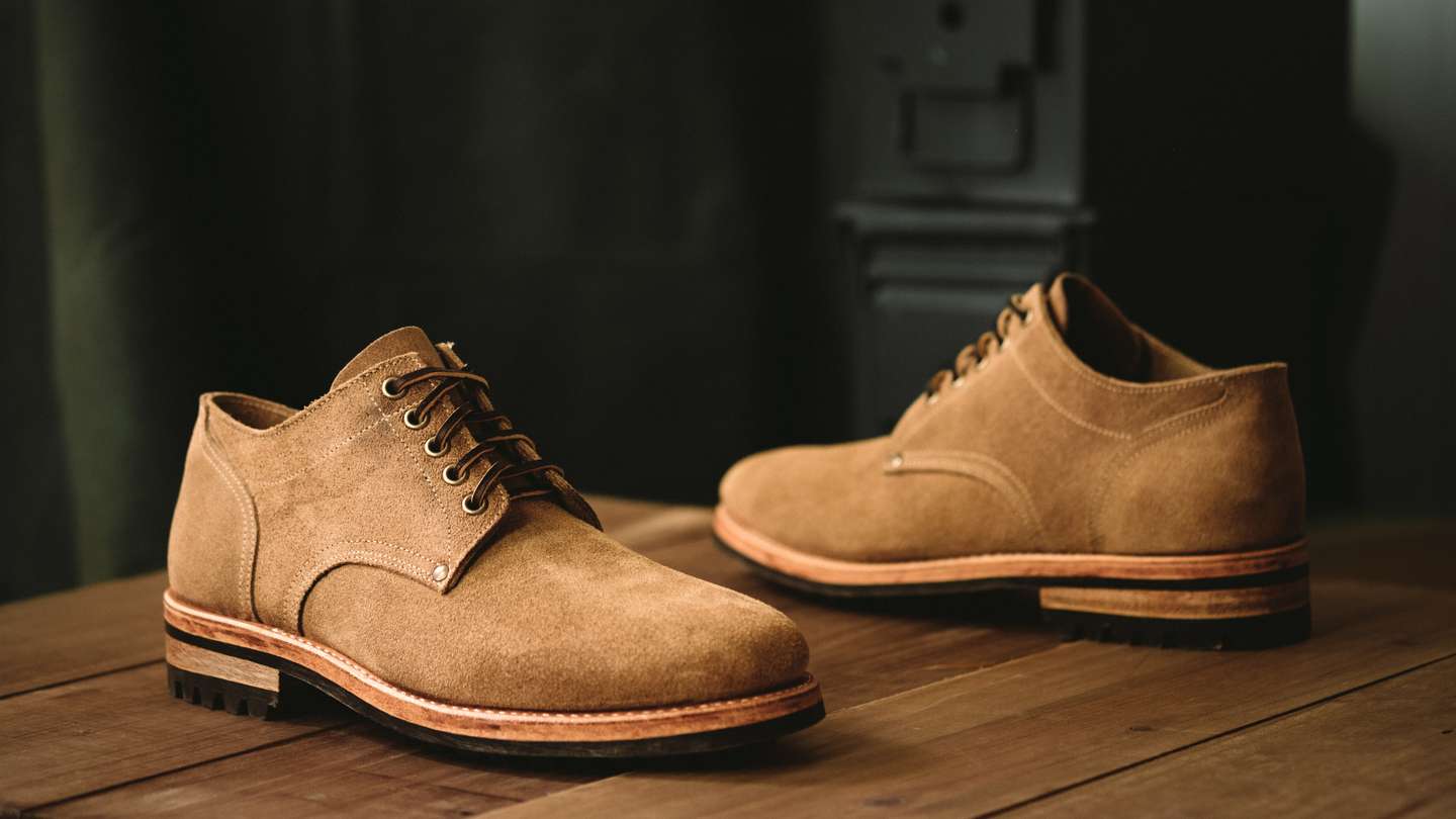 Natural Chromexcel Roughout Trench Oxford - Detail Image Three