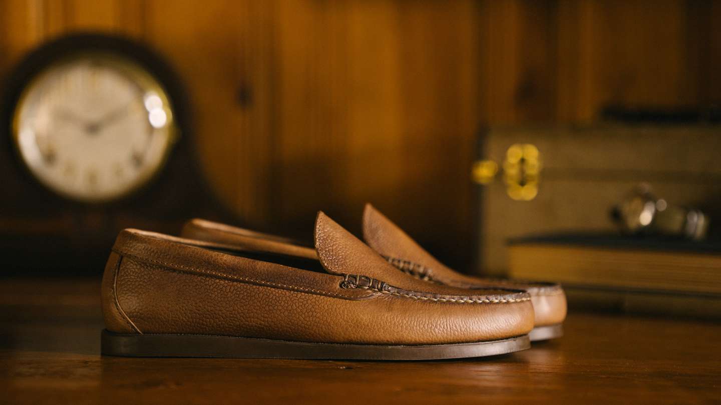 Natural Scotch Grain Chromexcel Venetian Moc - Detail Image Three