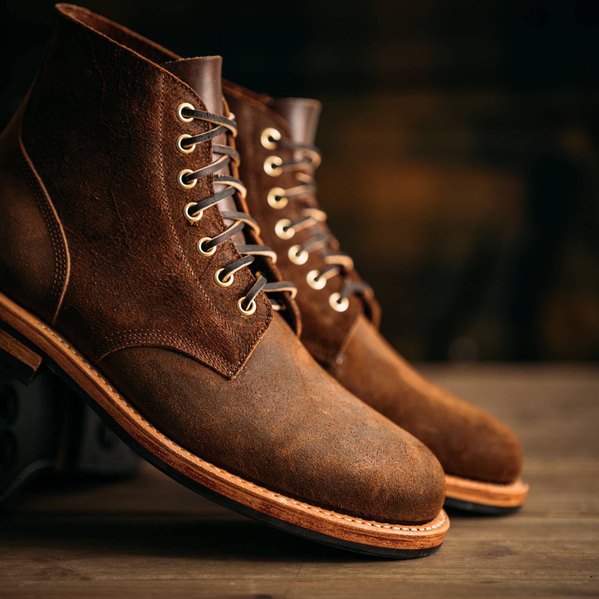 靴 forme Front Waxy Snuff (Brown) Field Boot - CF Stead Snuff Waxy Mohawk, Dainite Rubber-Studded