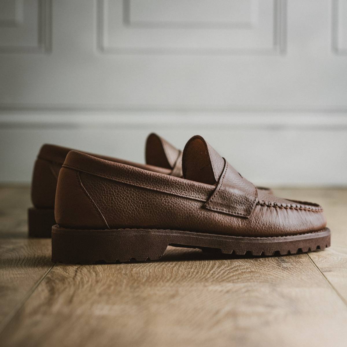 Lug Penny Moc - Horween Brown Scotch Grain Chromexcel, Vibram 1757