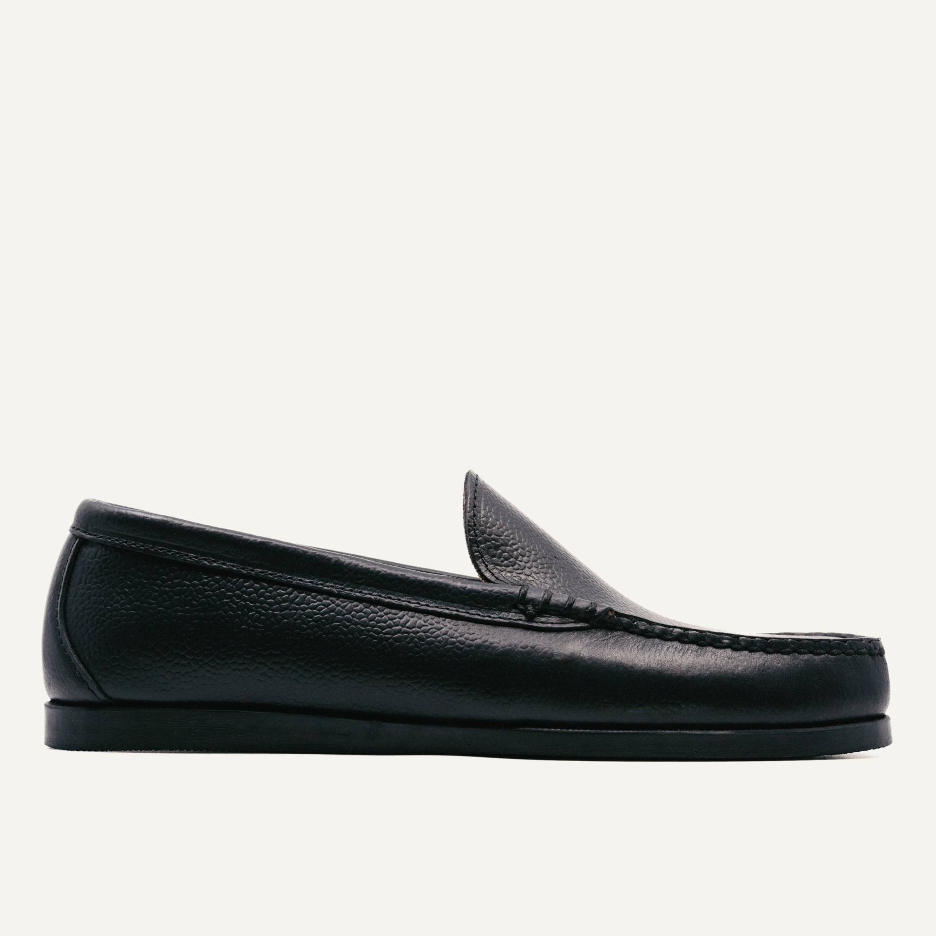 Venetian Moc - Horween Black Scotch Grain Chromexcel, Camp Sole