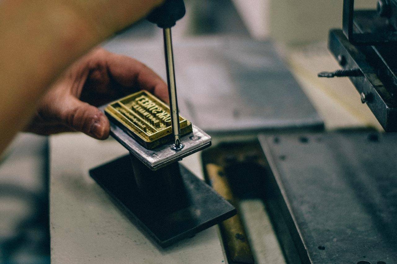 Oak Street Bootmakers Logo Die