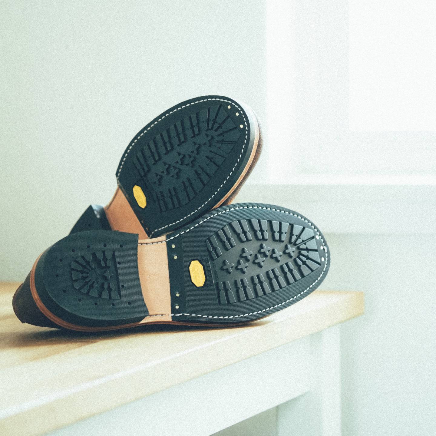 Trail Crazy Horse Roughout Trench Oxford - Detail Image One