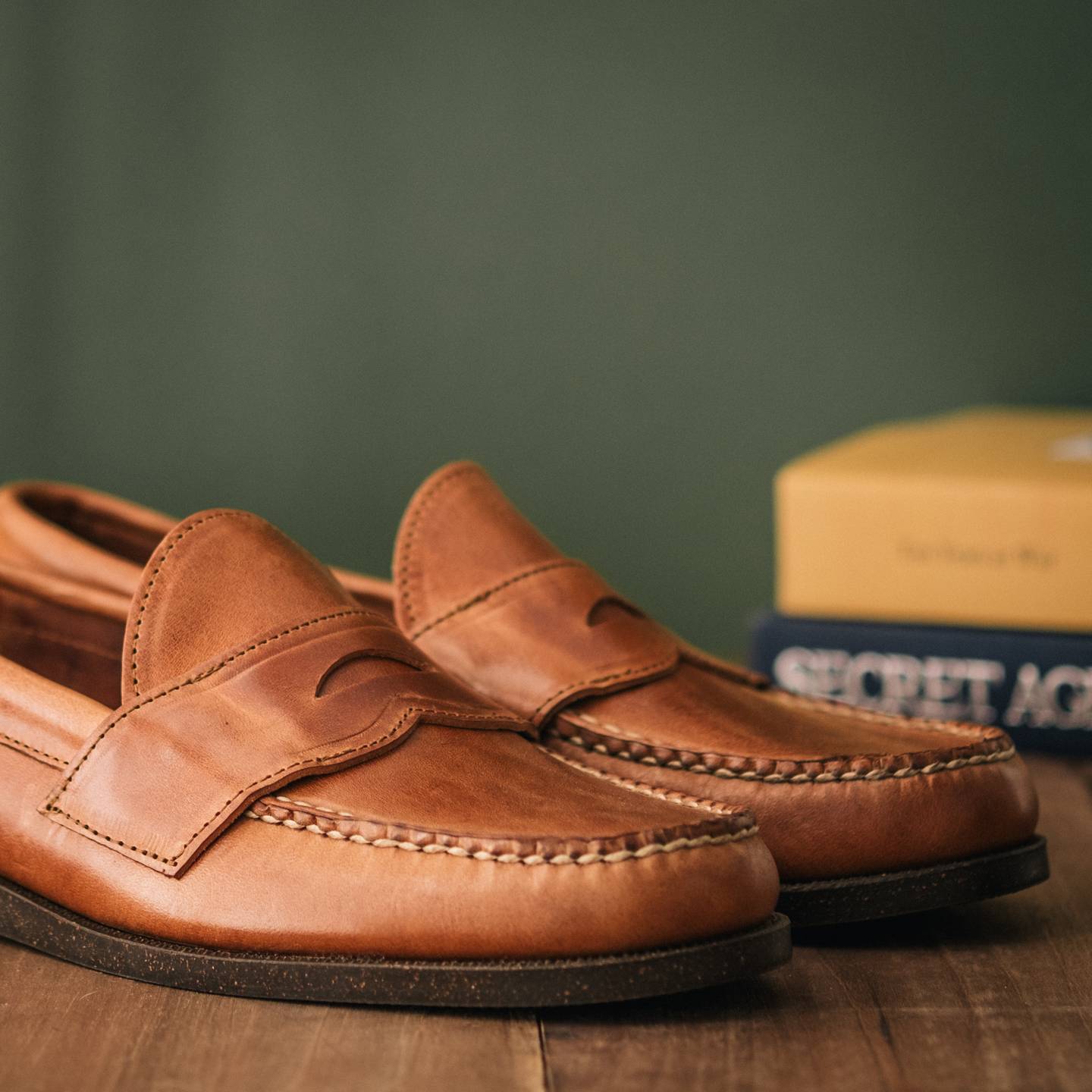Toscanello Horse Rump  Penny Moc - Detail Image One