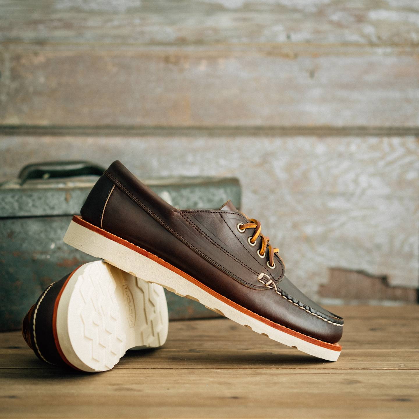 Brown Chromexcel Trail Oxford - Detail Image One
