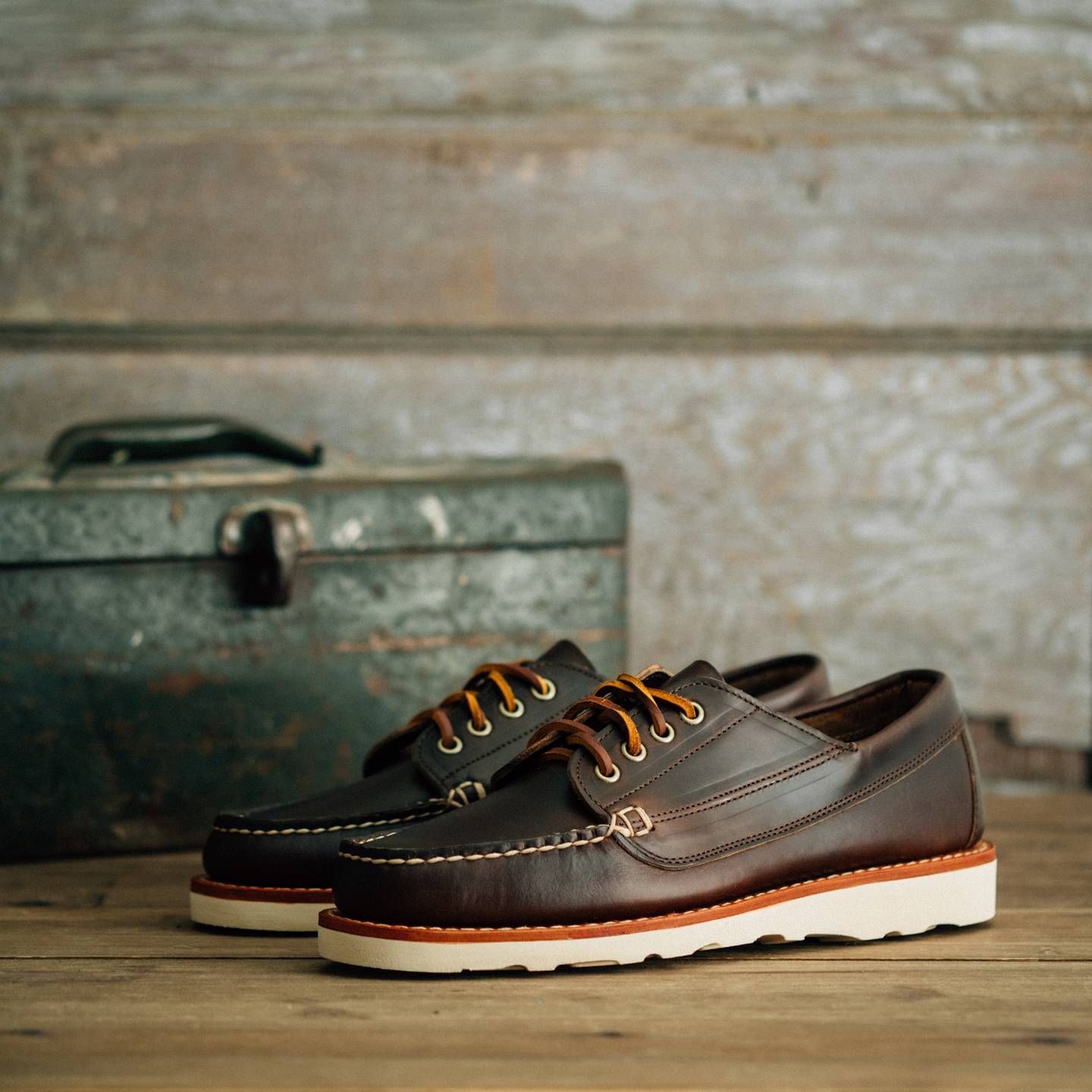Brown Chromexcel Trail Oxford - Detail Image Two