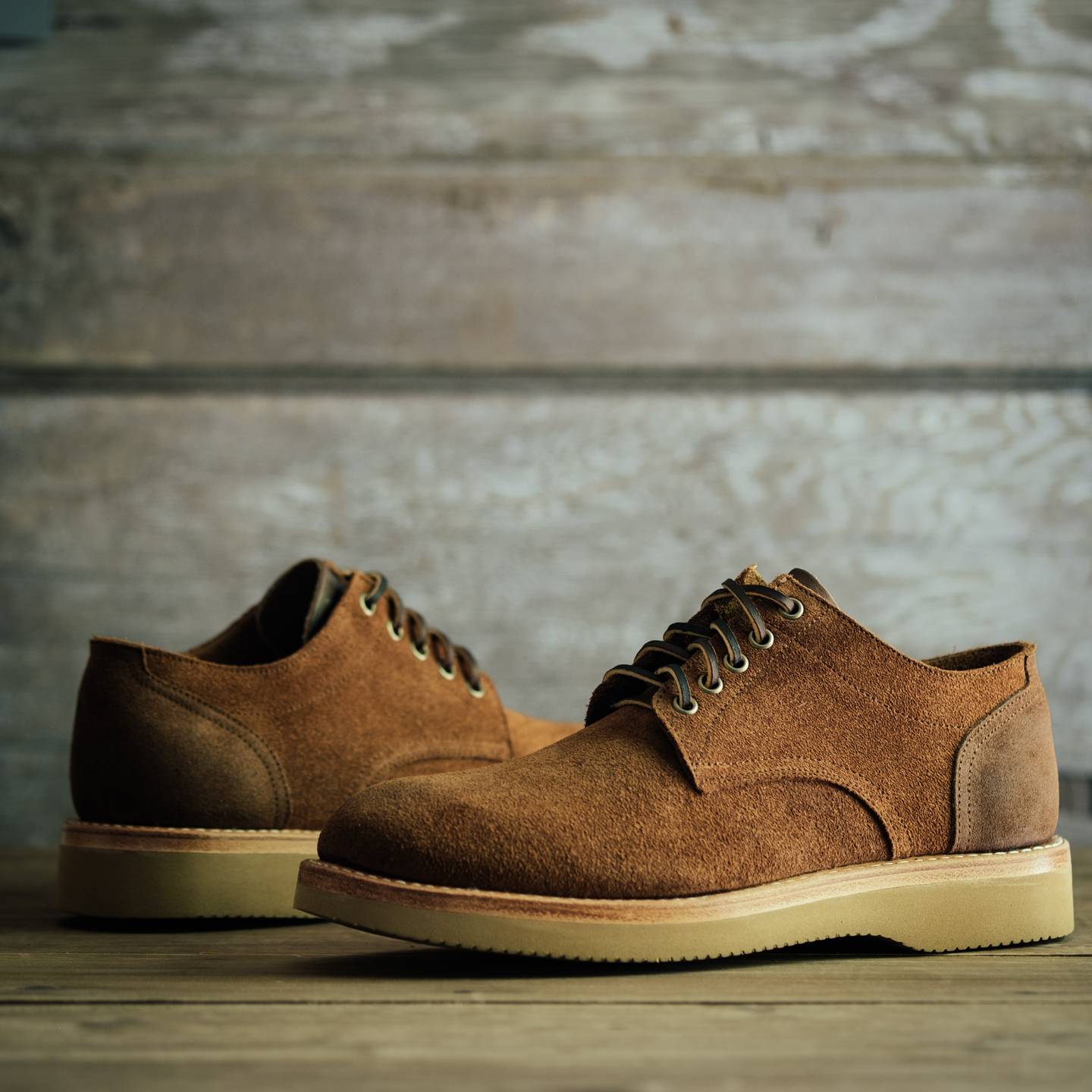 Aged Bark Chieftain Roughout Trench Oxford - Detail Image One
