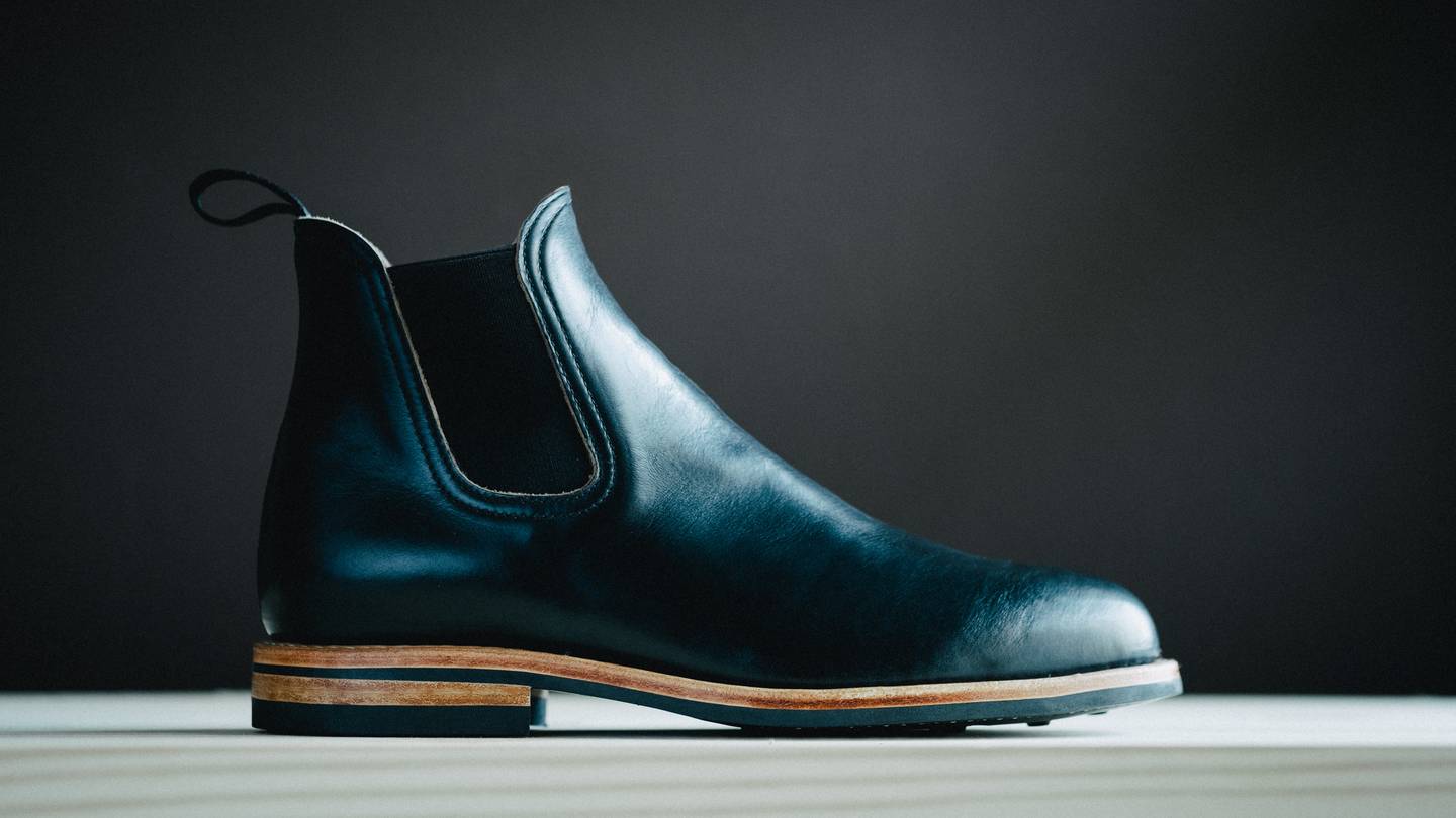 Black Chromexcel 5504 Chelsea Boot - Detail Image Three