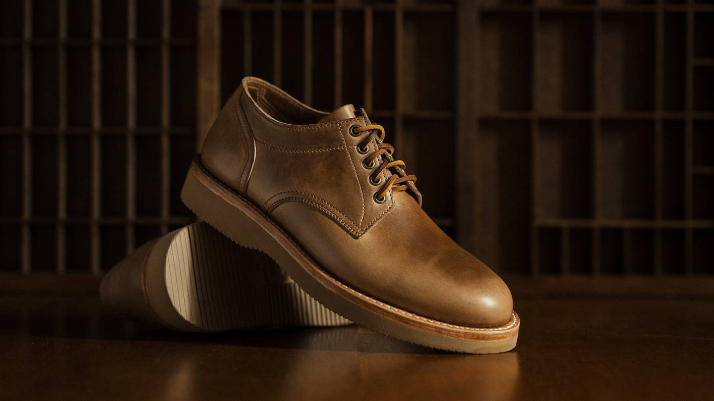 Natural Chromexcel Trench Oxford - Detail Image Three